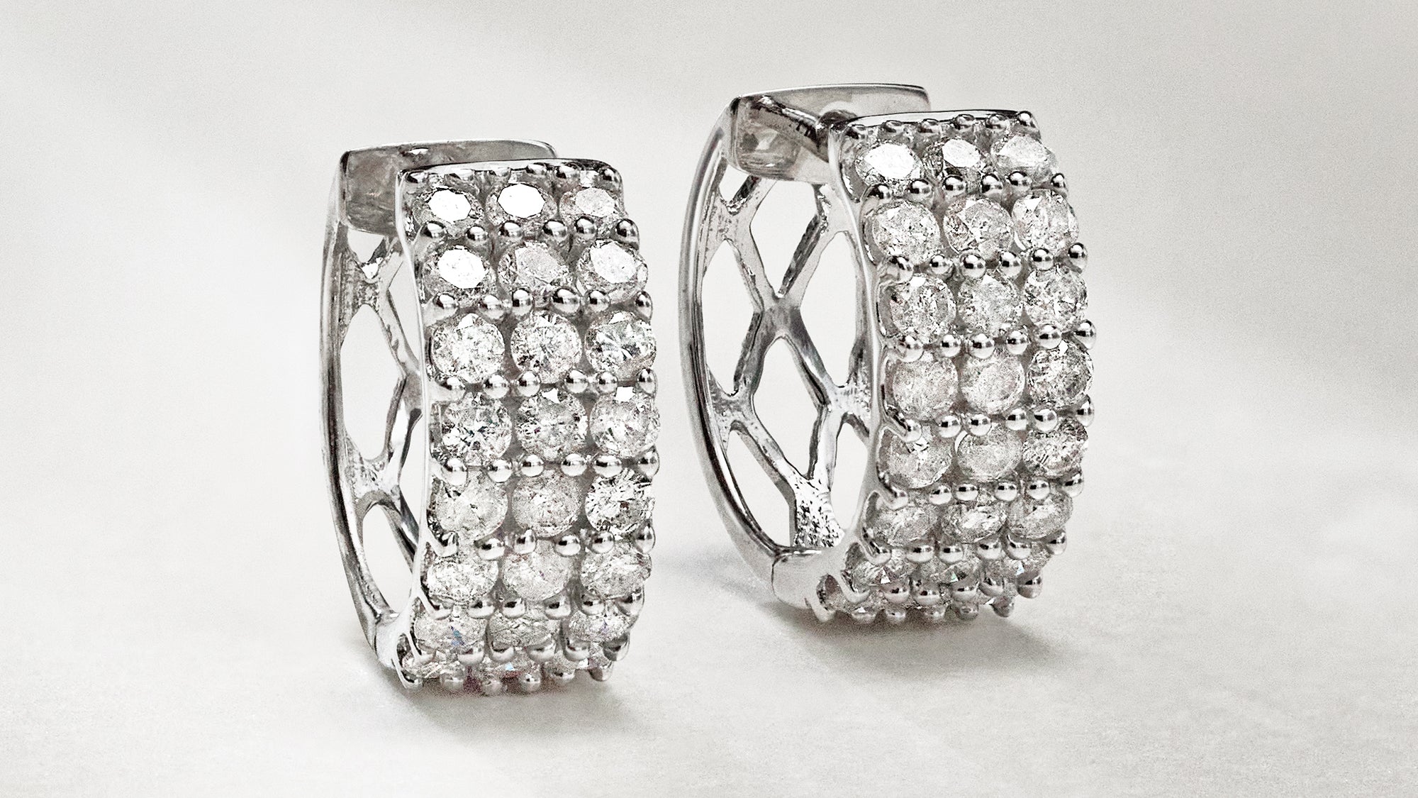 Luminous by Design: The Radiance of White Gold