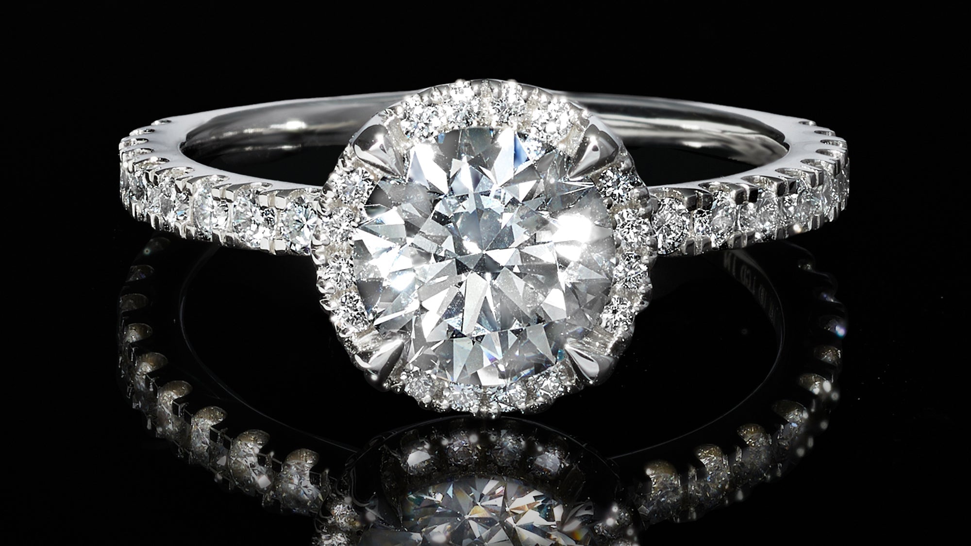 What is a Halo Ring?