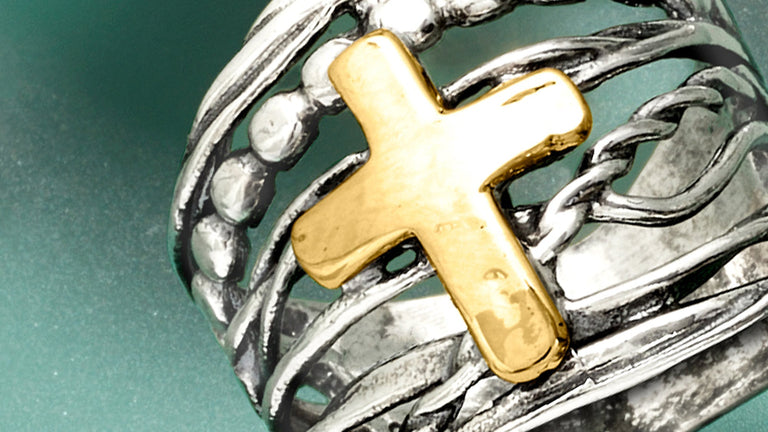 A Guide to Choosing & Wearing Cross Jewelry