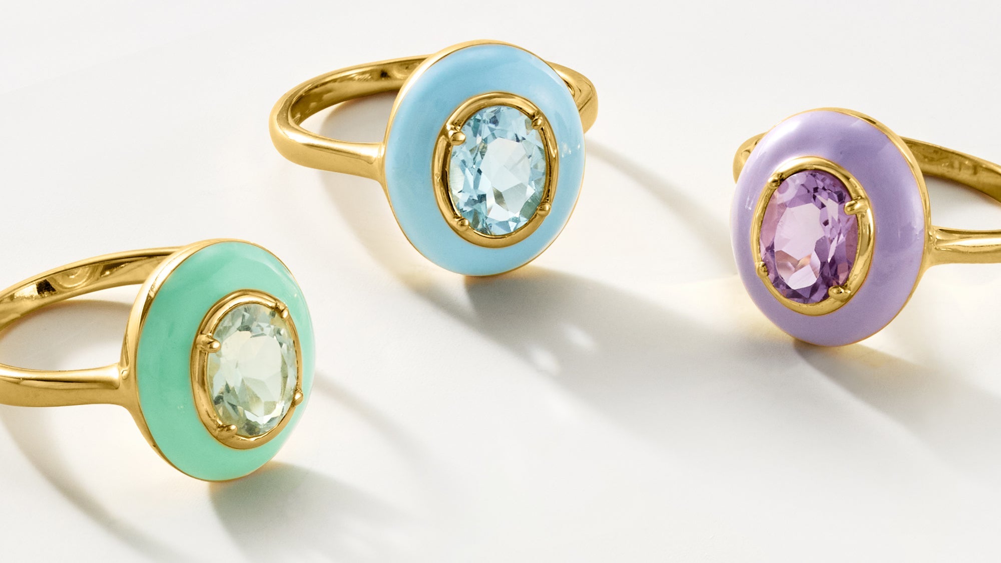 Styling Jewelry for Every Fabric and Season