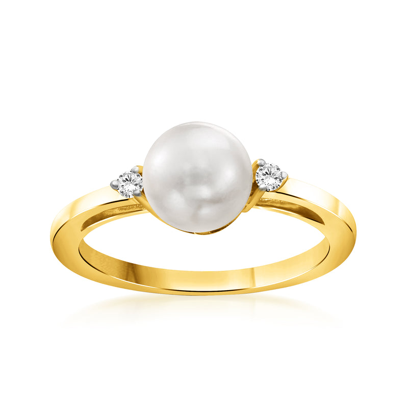 Cultured pearl ring in 14kt yellow gold with diamond side accents and round white pearl
