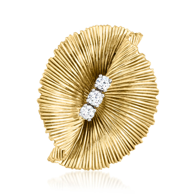 Vintage fan diamond pin in 18k yellow gold with three round stones