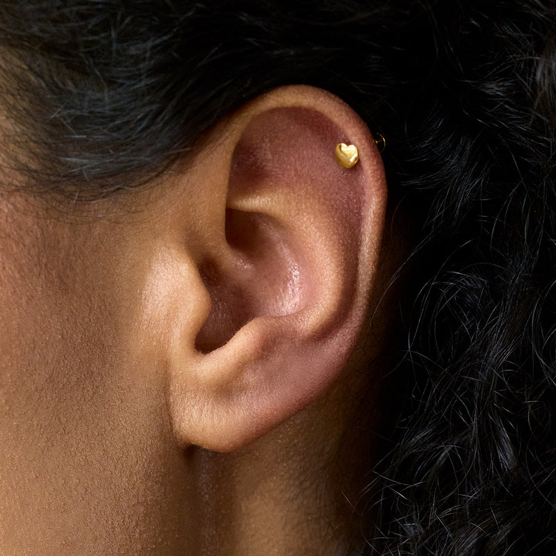 14kt Yellow Gold Heart Flat-Back Stud Earrings