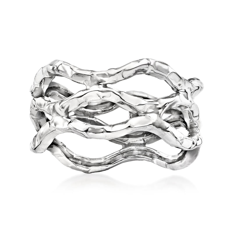 Wavy open-space 14kt white gold ring with chunky braided metal links