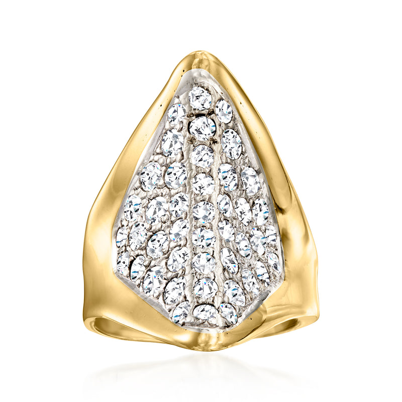 Vintage geometric diamond ring in 14kt yellow gold with triangular pavé face