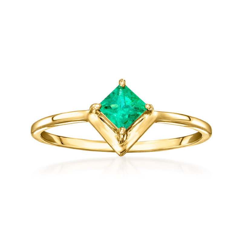 14kt yellow gold ring with emerald-cut green gemstone center and V prongs