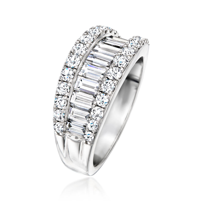 Side view: 14kt white gold diamond ring with baguette and round stones