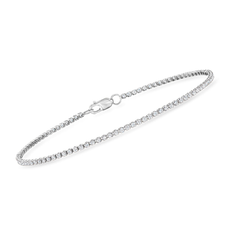 14kt white gold tennis bracelet with round diamond stones and oval clasp