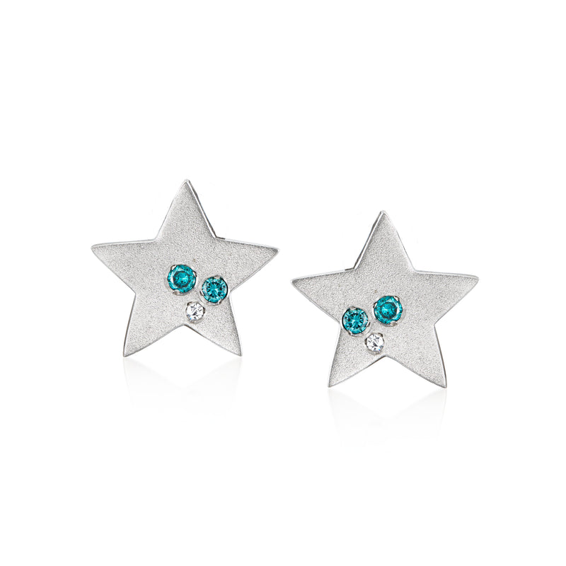 Vintage star stud earrings in white gold with blue and white gemstones
