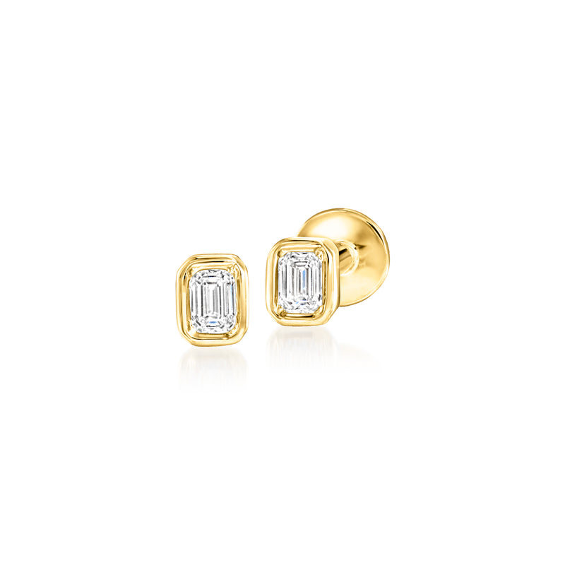 Emerald-cut diamond stud earrings, 14kt yellow gold, flat-back square stones