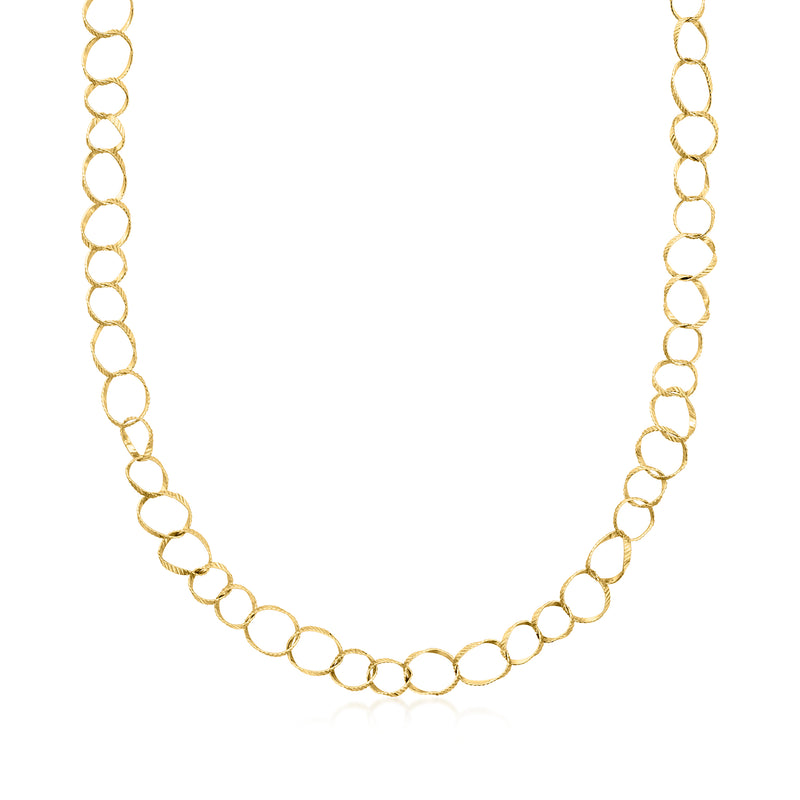 Yellow gold cable-link necklace with oval ring chain links
