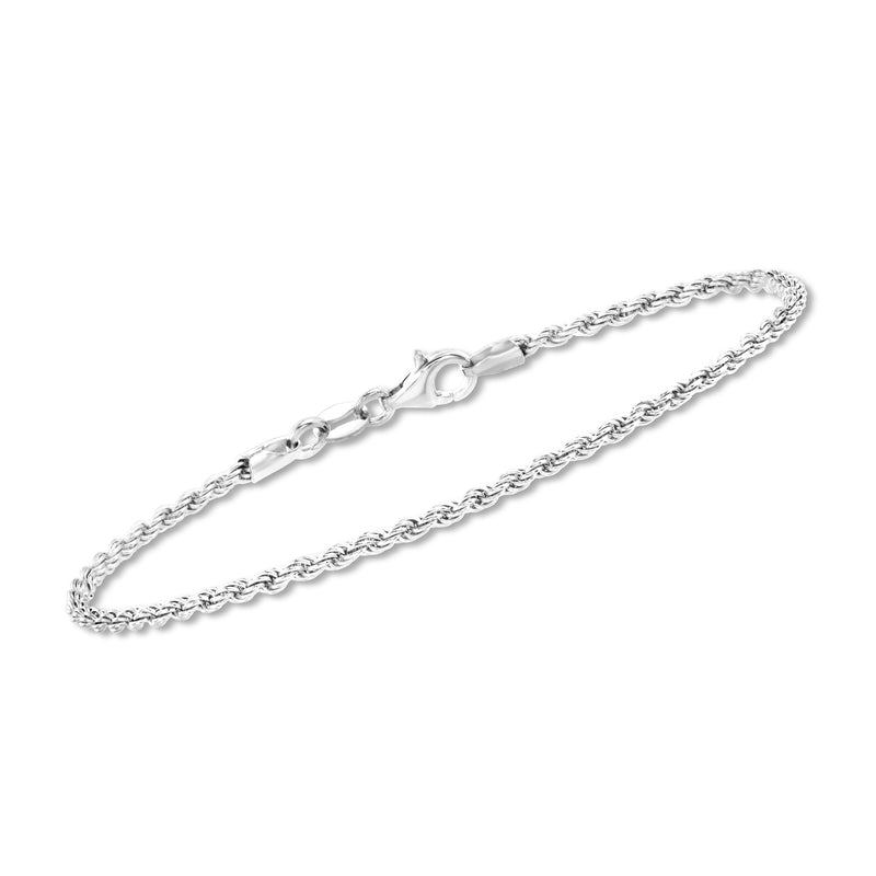 Silver chain bracelet with small link pattern and lobster clasp