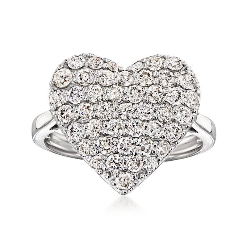 Diamond heart ring in 14kt white gold