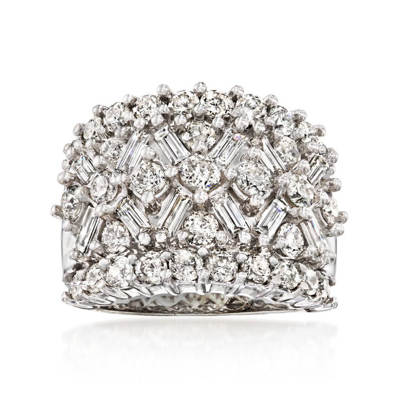Vintage diamond cluster ring in 14kt white gold with baguette and round stones