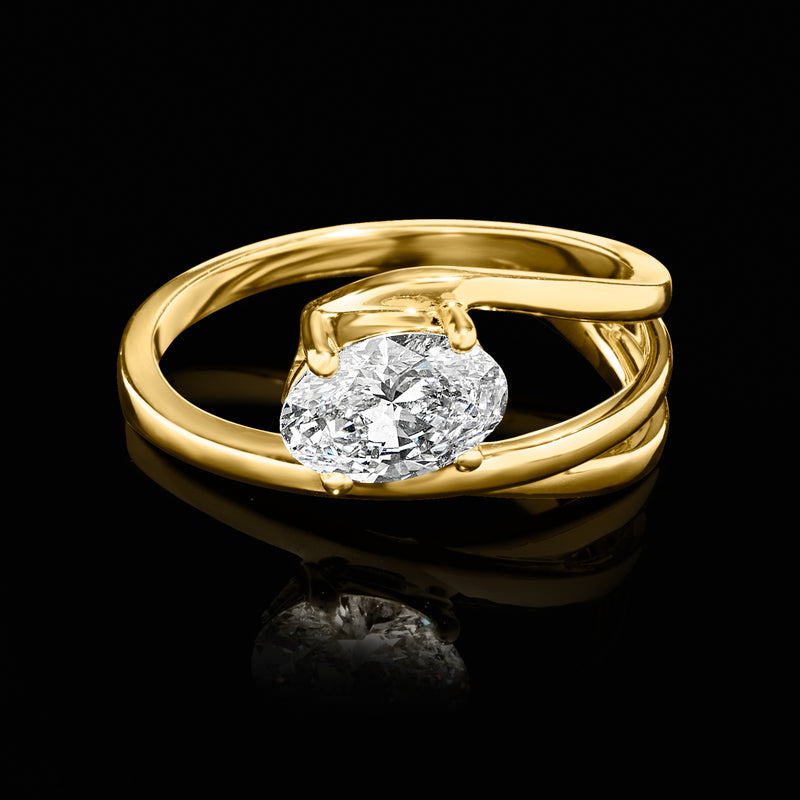 14kt yellow gold spiral ring with round lab-grown diamond center
