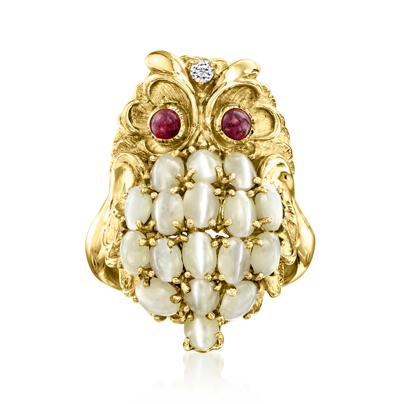 Vintage owl ring in 18k yellow gold with red cabochon eyes and white gemstone body