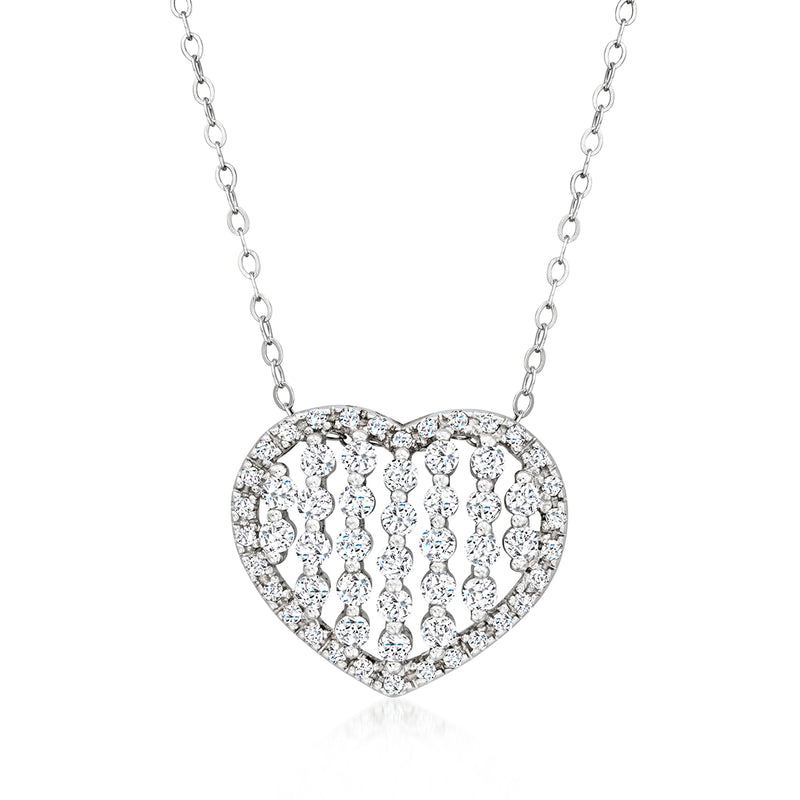 Diamond heart pendant necklace in 14kt white gold