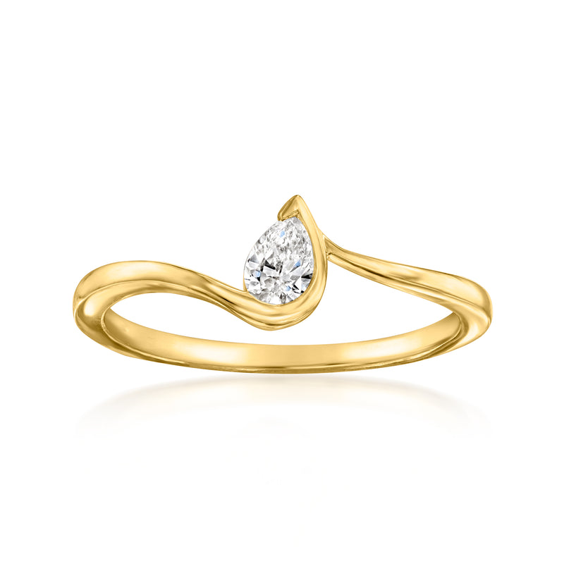 Asymmetrical diamond ring in 18kt gold vermeil with teardrop-shaped solitaire