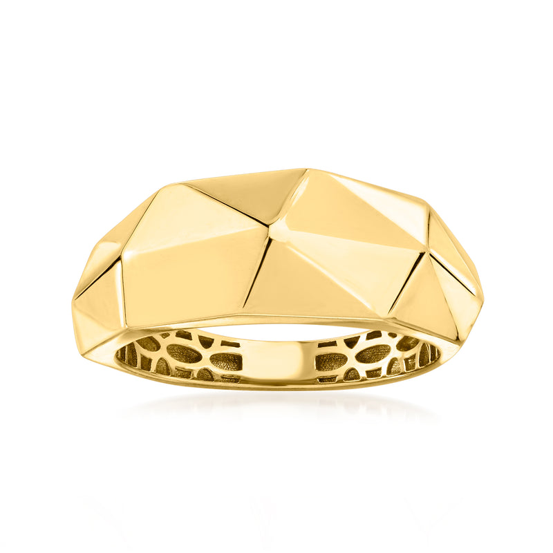 14kt yellow gold faceted band ring with cut corners and patterned inner shank