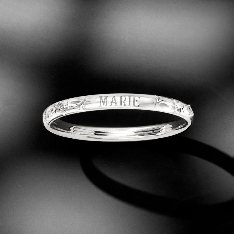 Sterling silver baby bangle bracelet with engraved name MARIE and etched rim