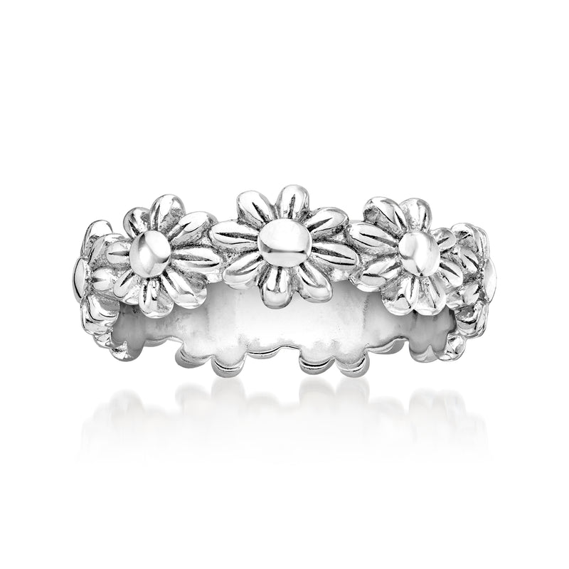 Italian sterling silver flower ring with three daisylike blossoms and polished band