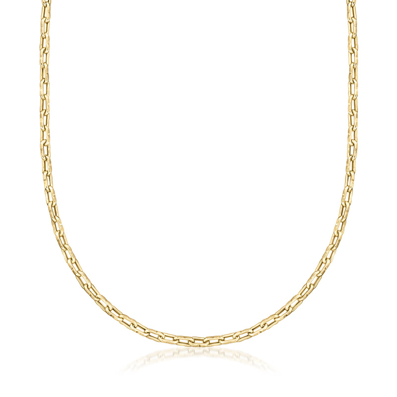 14kt yellow gold cable-link necklace chain, close-up curved links