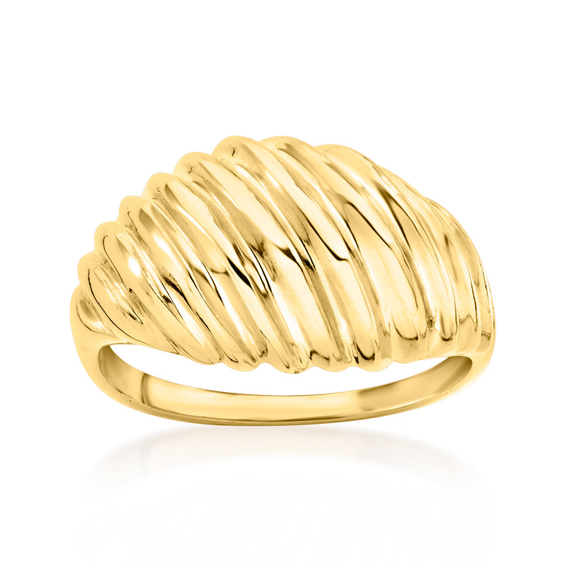 Vintage 14kt yellow gold shrimp ring with ridged sculpted shrimp design