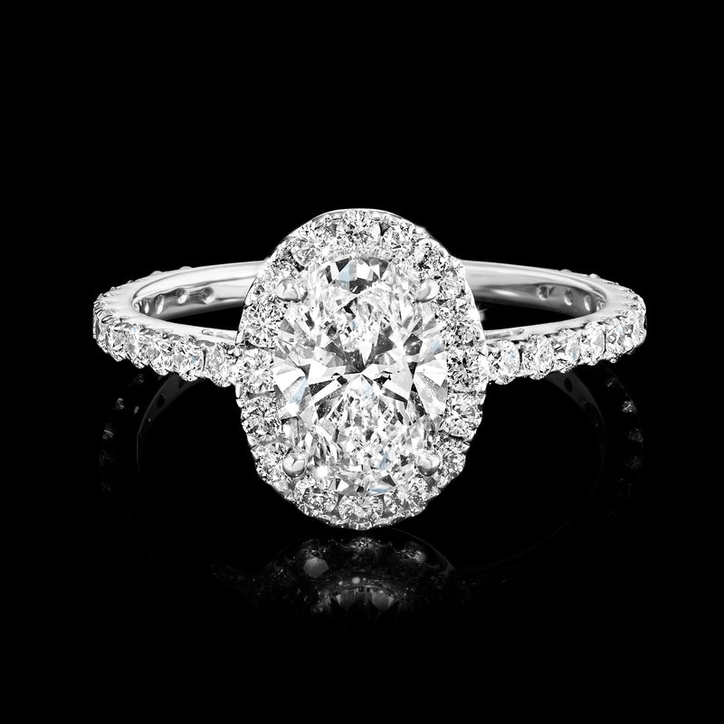 Oval lab-grown diamond ring in 14kt white gold