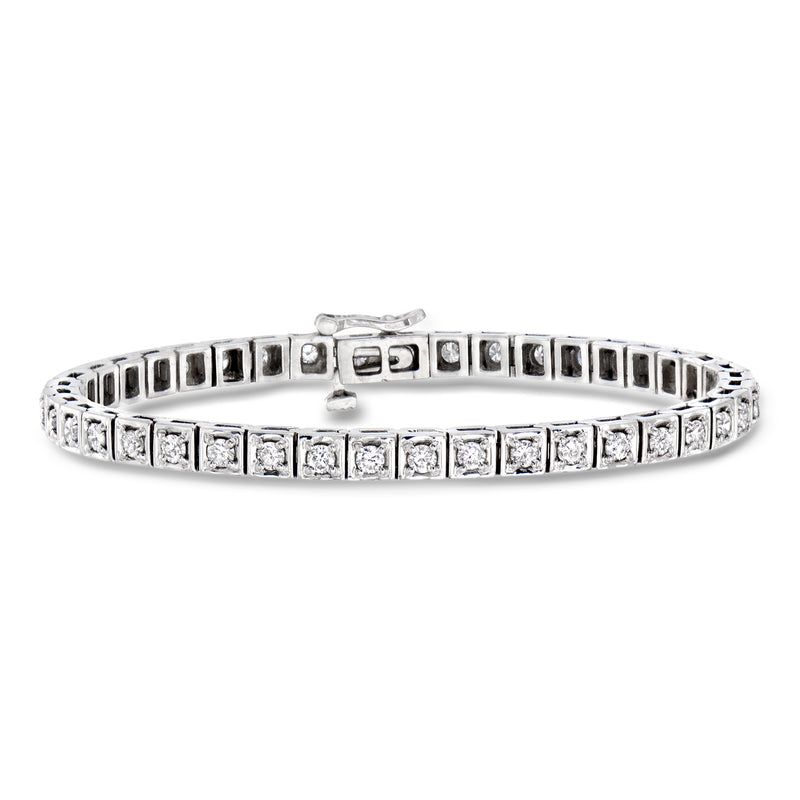 Diamond tennis bracelet in white gold with square-set stones, hinged clasp