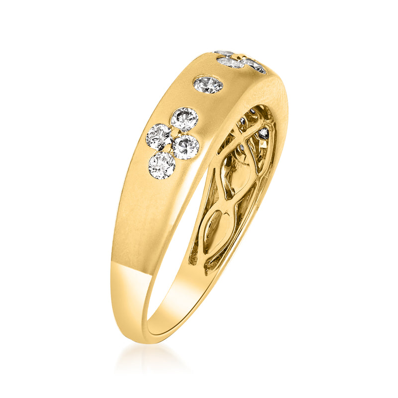 14kt yellow gold diamond clover-pattern ring, side view with round stone settings