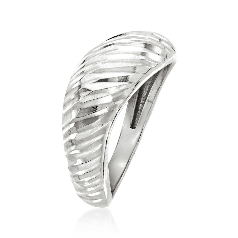 Sterling silver diamond-cut sculptural ring, ribbed top, side view