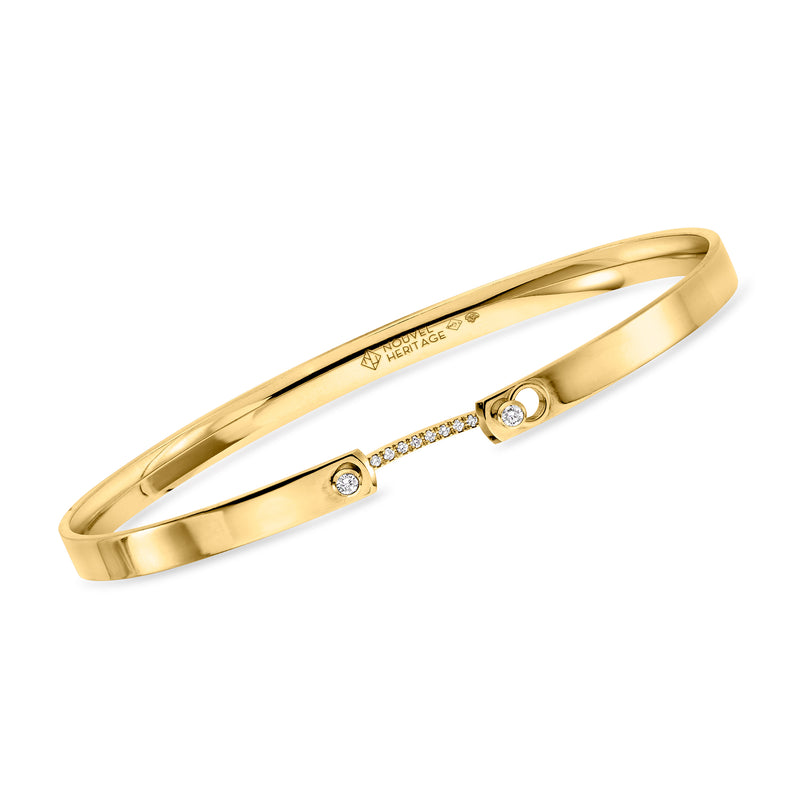 Nouvel Heritage diamond bangle bracelet in yellow gold