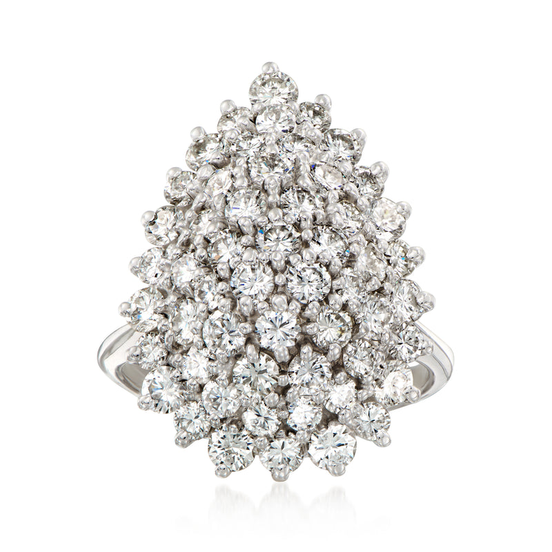 Diamond cluster ring in white gold with large round stones, high sparkle crown setting