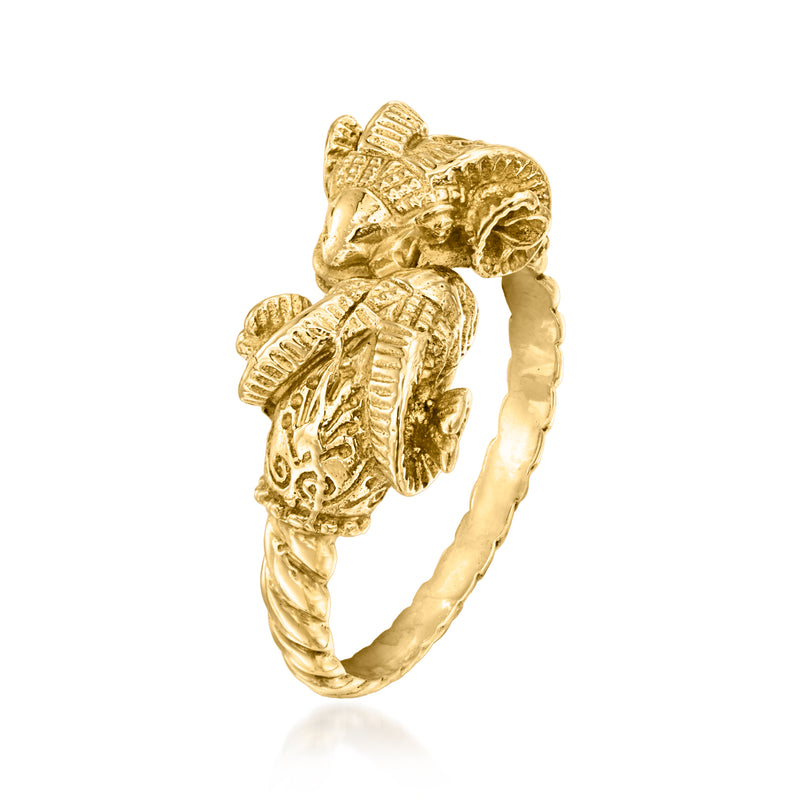 Vintage 18kt yellow gold double ram head ring, raised faces and textured band