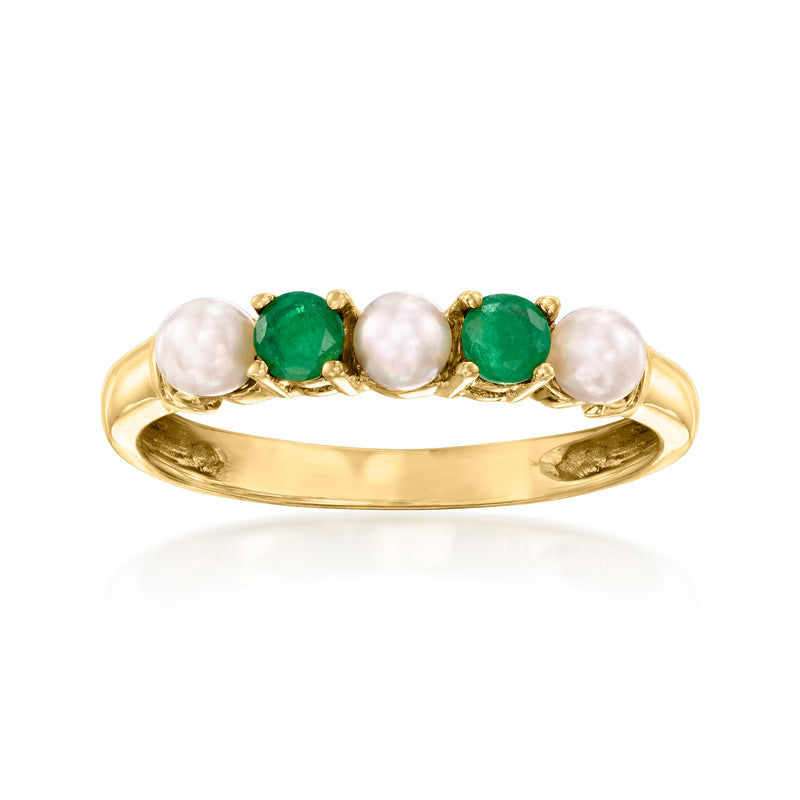Vintage yellow gold ring with three cultured pearls and three green emerald stones