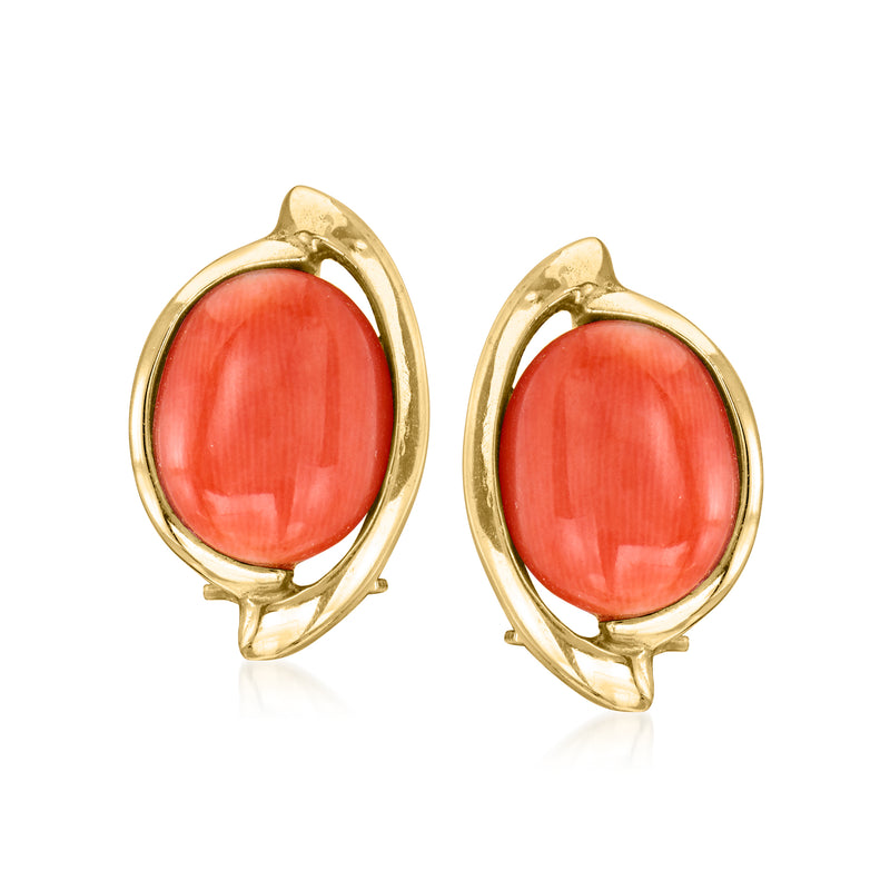 Vintage coral oval earrings in 14kt yellow gold, clip-style setting