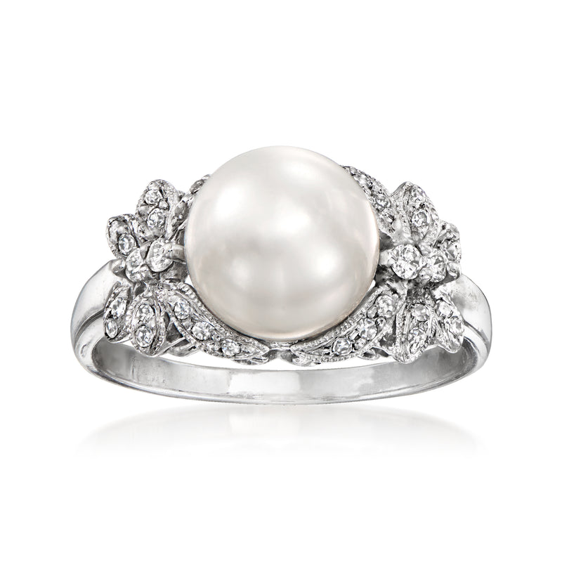 Cultured pearl and diamond ring in 14kt white gold, large round pearl with halo