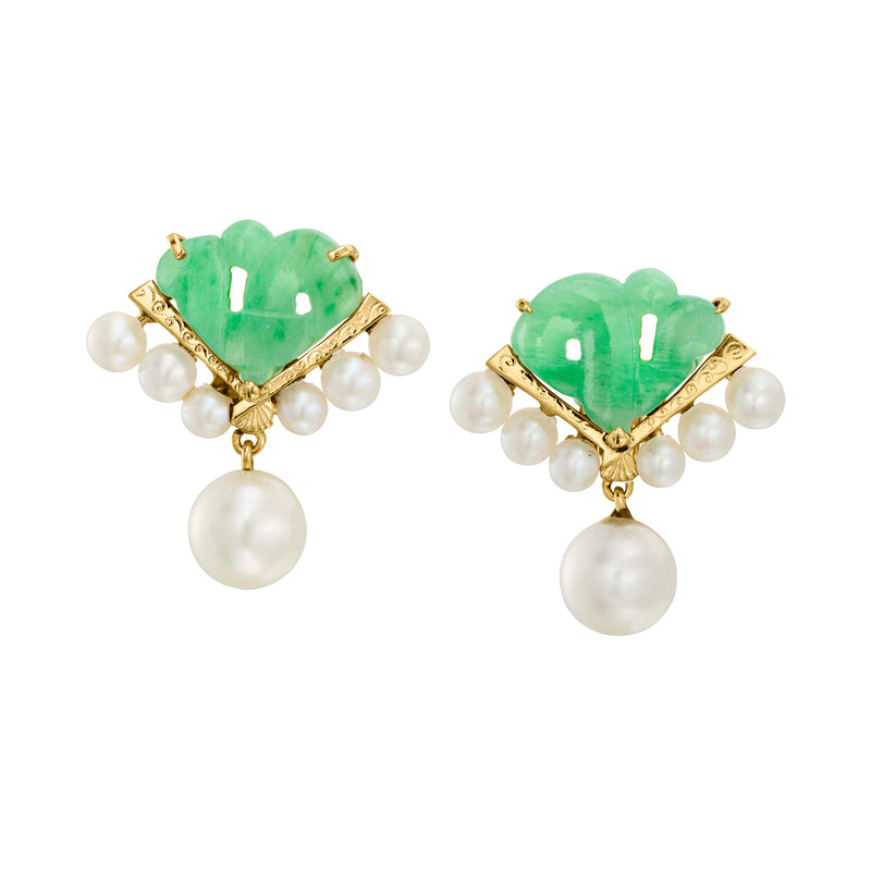 Vintage clip drop earrings: green heart jade center with white pearls, 14kt yellow gold.