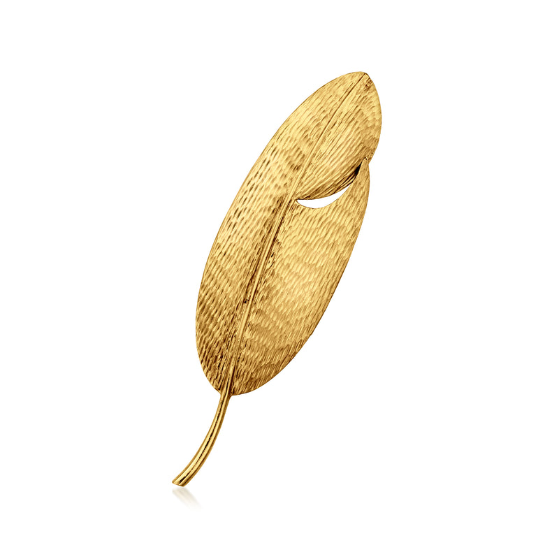 18kt yellow gold leaf lapel pin with textured curved feather design