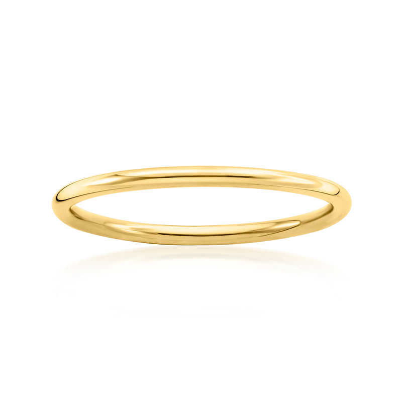 Polished yellow gold ring band with smooth rounded profile