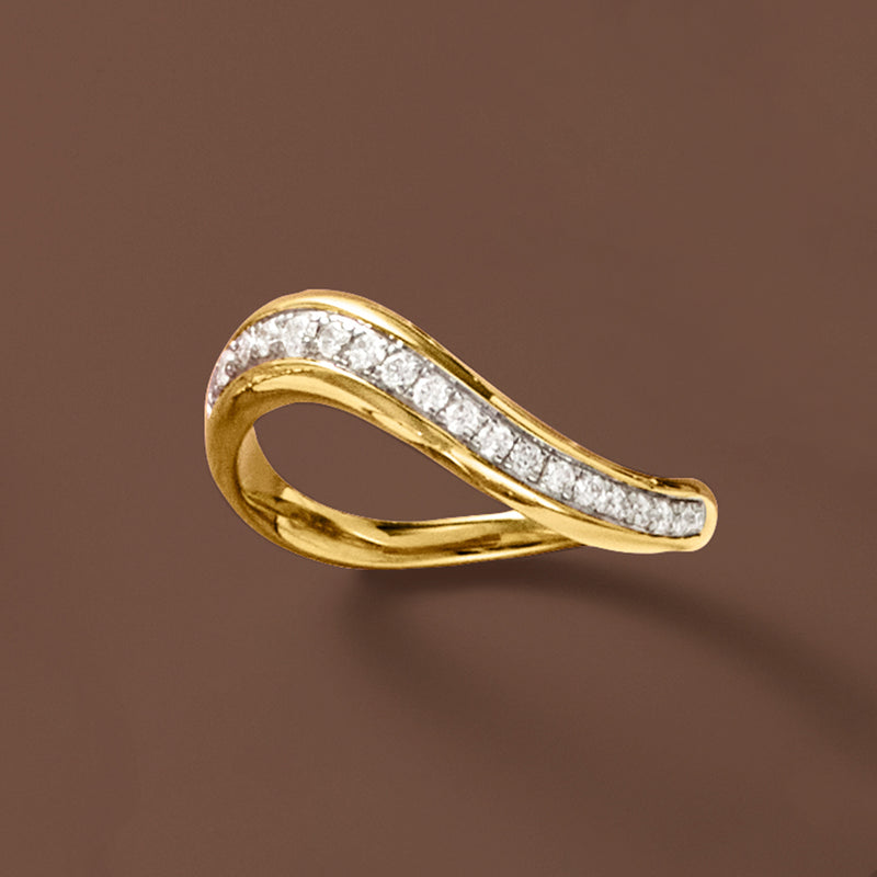 Wavy ring with pavé lab-grown diamonds in gold over sterling silver