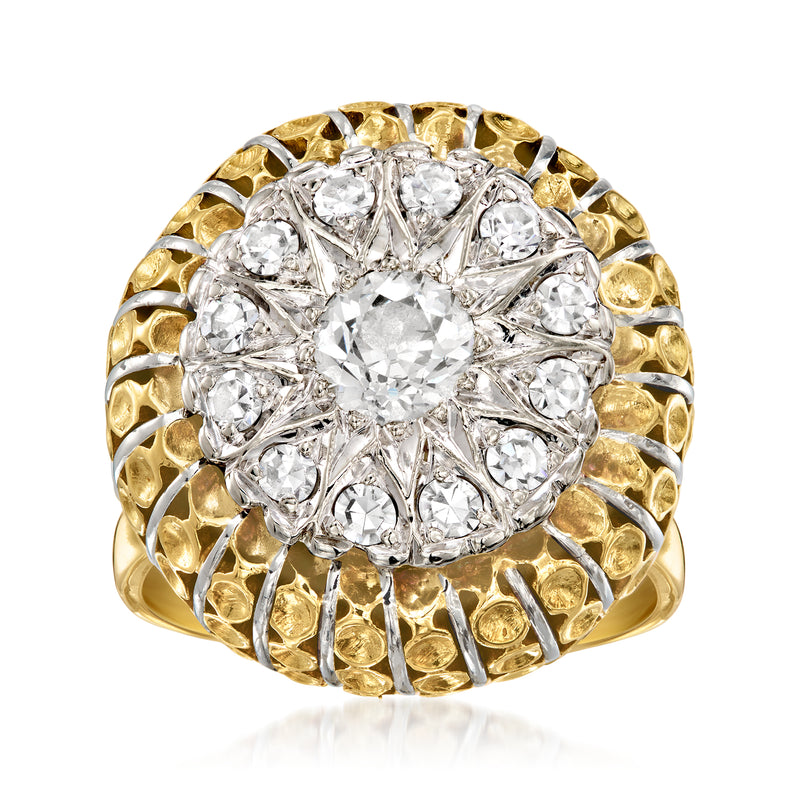 Vintage diamond ring in 14kt yellow gold with a round cluster setting