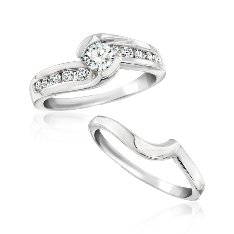 14kt white gold diamond ring set: round center stone and small round side diamonds