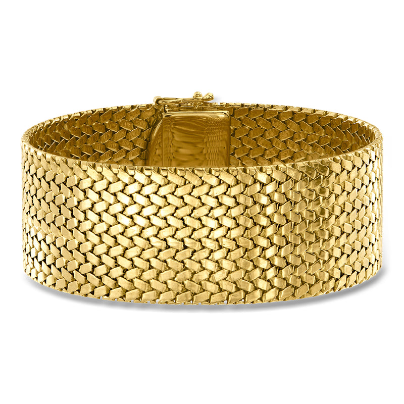 Vintage 18kt yellow gold woven mesh wide cuff bracelet with clasp detail