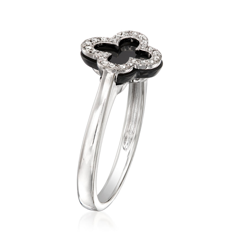Diamond halo onyx clover ring side view in white gold with openwork prongs