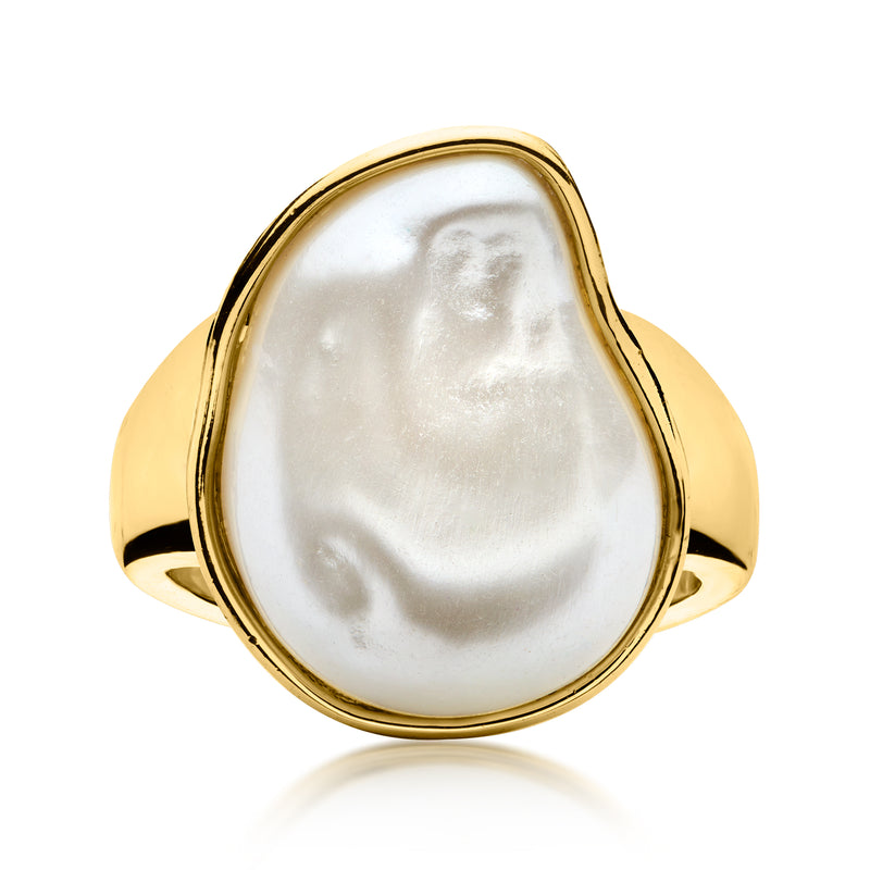 Yellow gold-plated ring with simulated baroque pearl, oval bezel setting