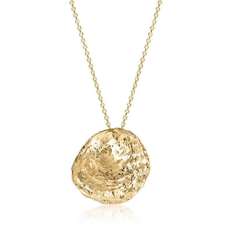 Vintage 14kt yellow gold disc pendant necklace, hammered round gold pendant on chain