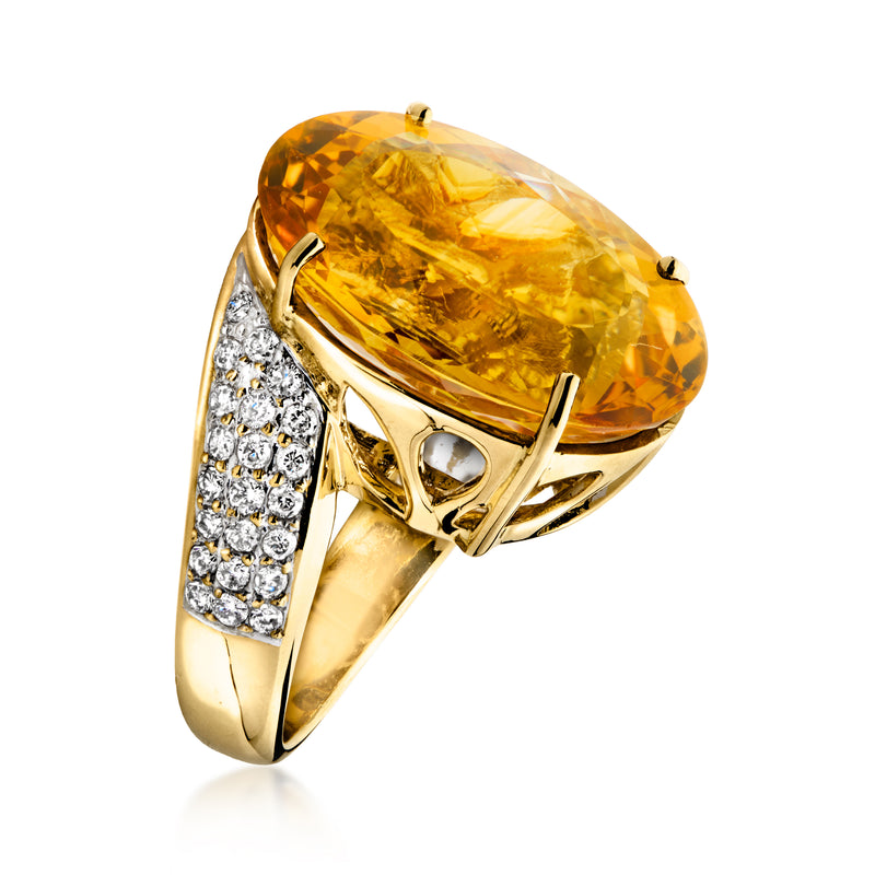 Vintage oval citrine ring with diamonds in 18k yellow gold
