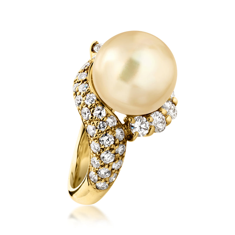 18k yellow gold ring featuring golden cultured pearl with diamond cluster shoulders
