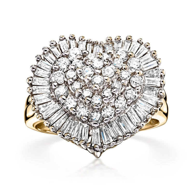 Heart diamond cluster ring in 14kt yellow gold with baguette-style border